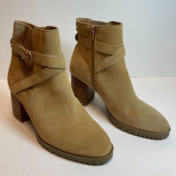 Blondo Women's Waterproof Suede Ankle Boot - Size 9M - Picture 1 of 7